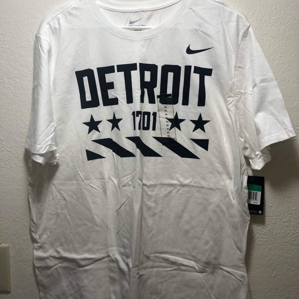 Detroit 1701 Nike White Tshirt XL